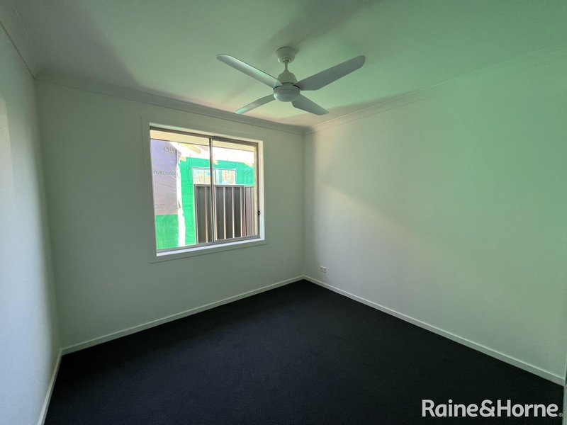 Photo - 29 Cyclops Street, Munno Para SA 5115 - Image 4
