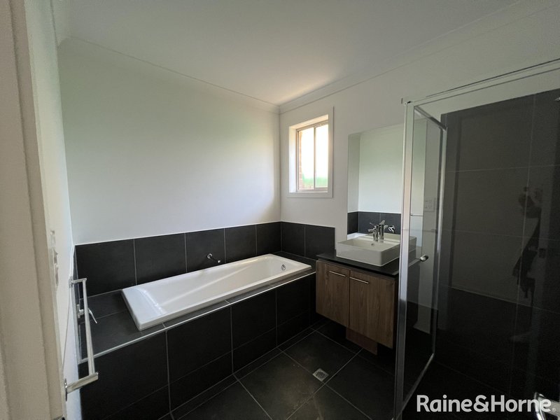Photo - 29 Cyclops Street, Munno Para SA 5115 - Image 9