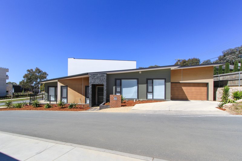 Photo - 29 Cygnet Crescent, Red Hill ACT 2603 - Image 7