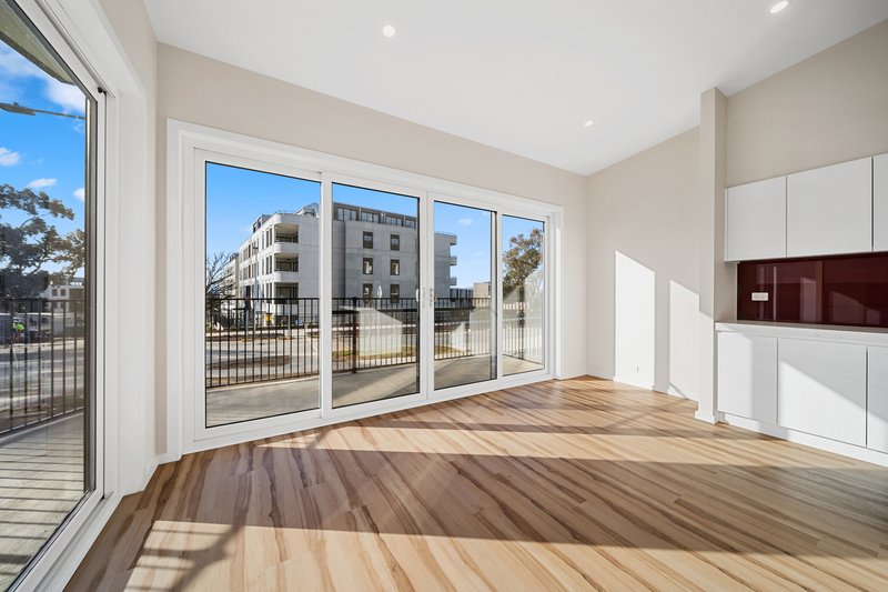 Photo - 29 Cygnet Crescent, Red Hill ACT 2603 - Image 17