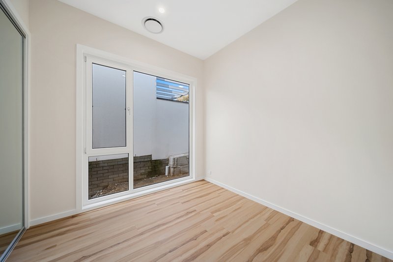 Photo - 29 Cygnet Crescent, Red Hill ACT 2603 - Image 33