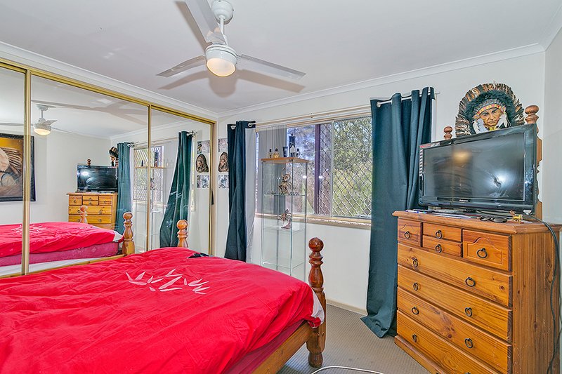 Photo - 29 Cypress Drive, Marsden QLD 4132 - Image 4