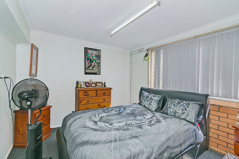 Photo - 29 Cypress Drive, Marsden QLD 4132 - Image 9