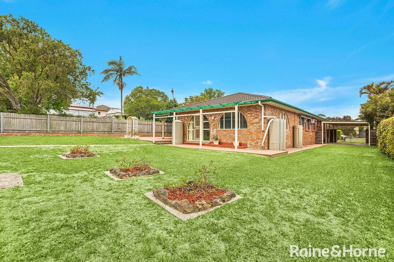 Photo - 29 Dalwah Street, Bomaderry NSW 2541 - Image 2