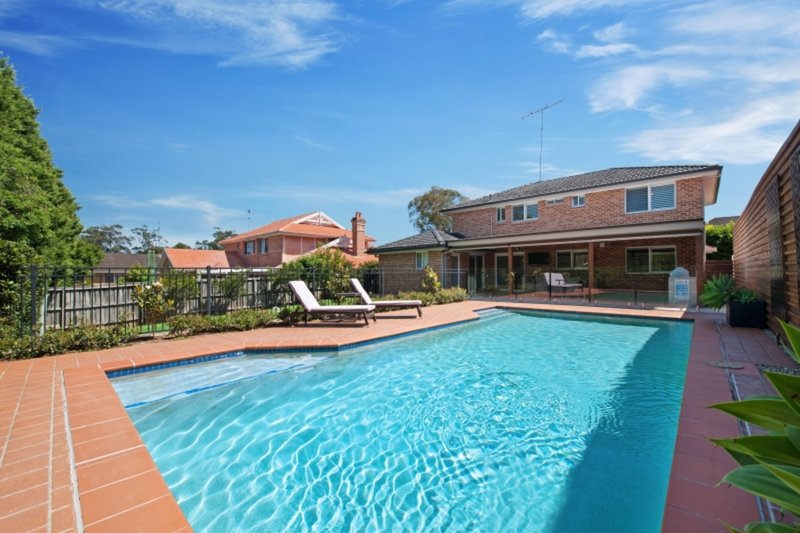 Photo - 29 Darlington Drive, Cherrybrook NSW 2126 - Image 2