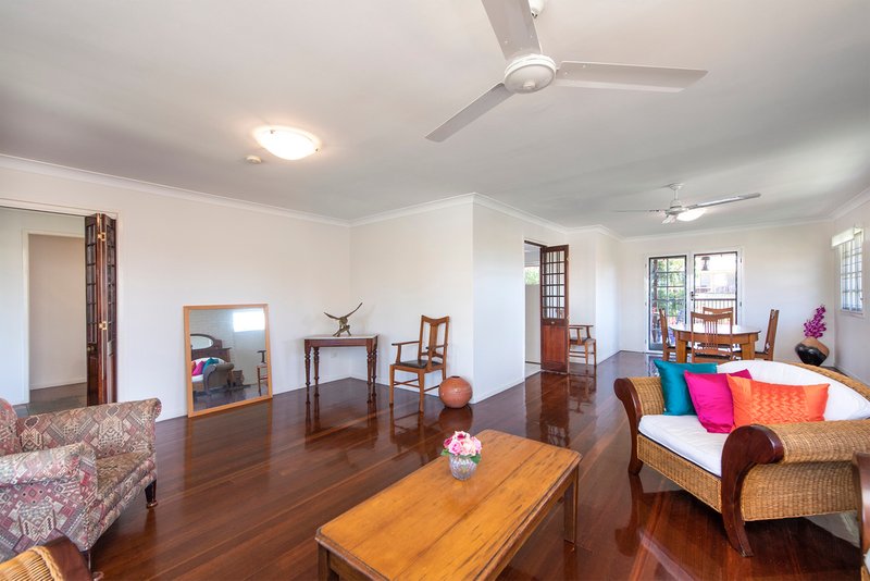 Photo - 29 Darlington Street, Macgregor QLD 4109 - Image 3