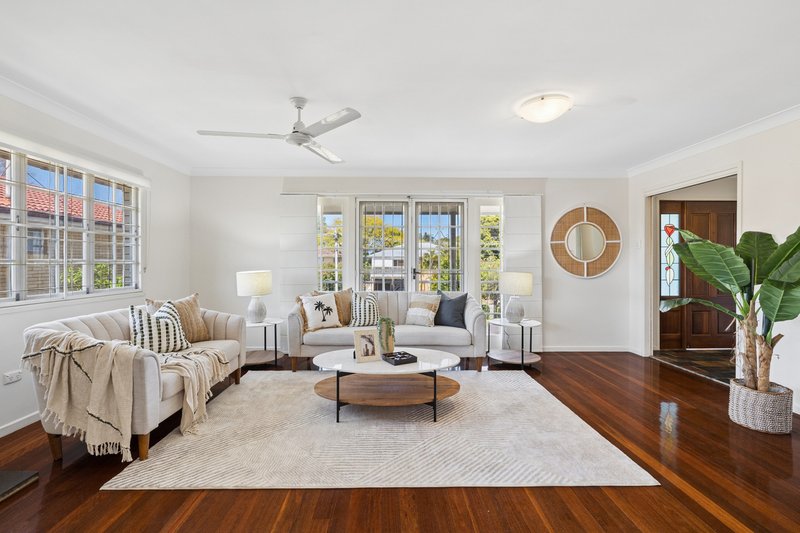 Photo - 29 Darlington Street, Macgregor QLD 4109 - Image 3