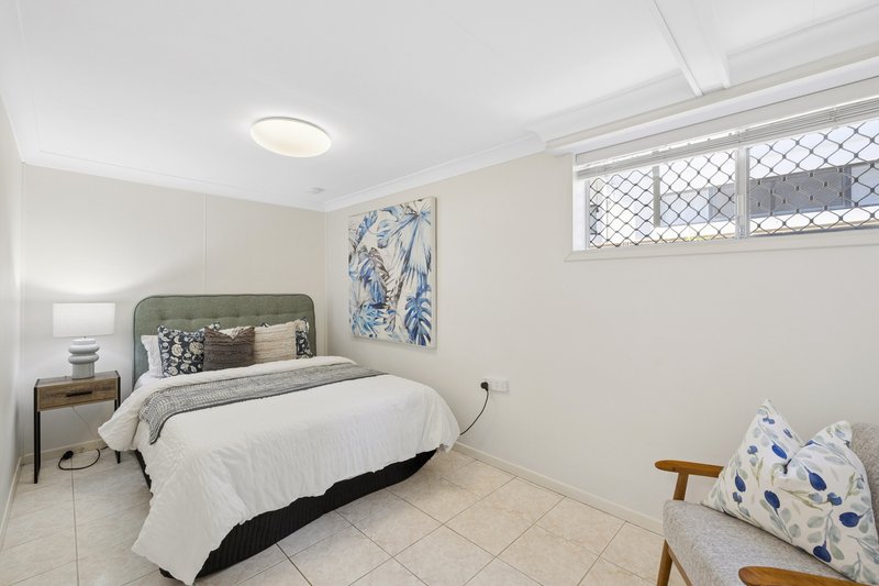 Photo - 29 Darlington Street, Macgregor QLD 4109 - Image 9