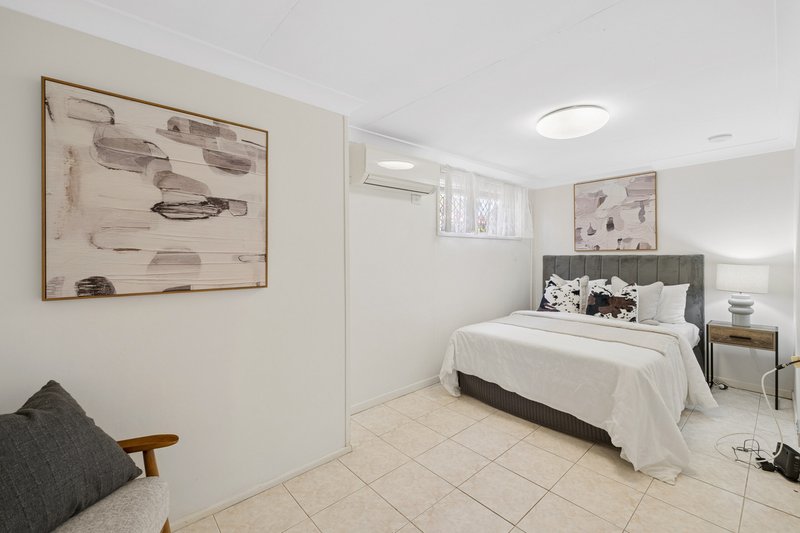 Photo - 29 Darlington Street, Macgregor QLD 4109 - Image 13