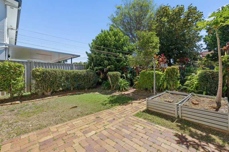 Photo - 29 Darlington Street, Macgregor QLD 4109 - Image 20
