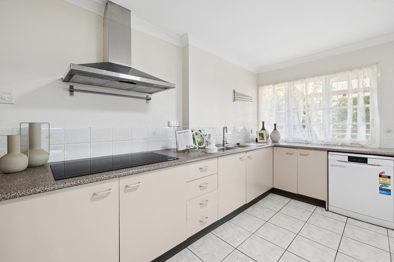 Photo - 29 Darlington Street, Macgregor QLD 4109 - Image 24
