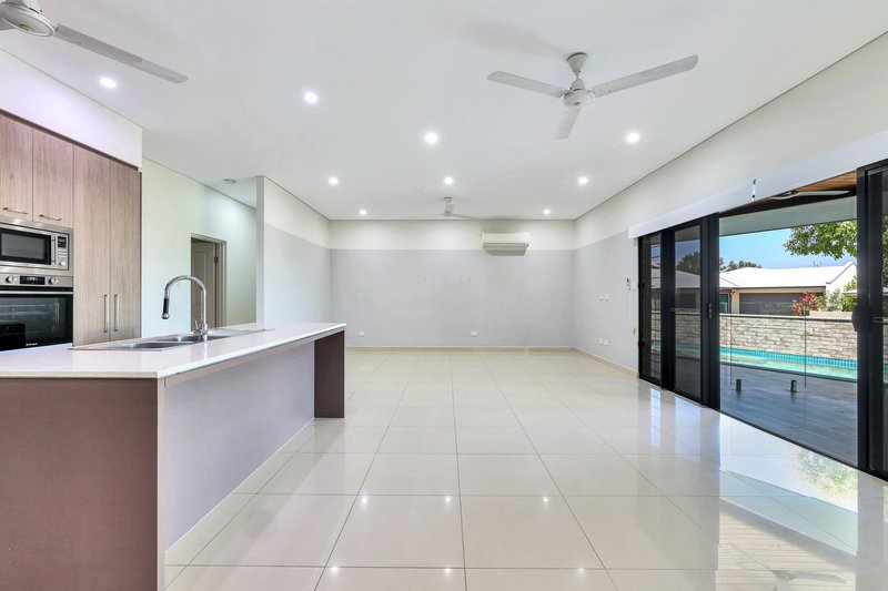 Photo - 29 Delacruz Street, Durack NT 0830 - Image 8