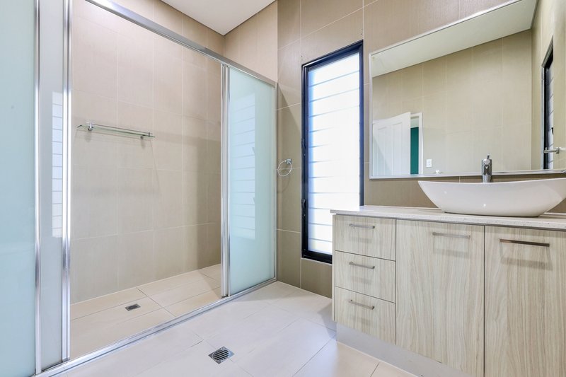 Photo - 29 Delacruz Street, Durack NT 0830 - Image 12