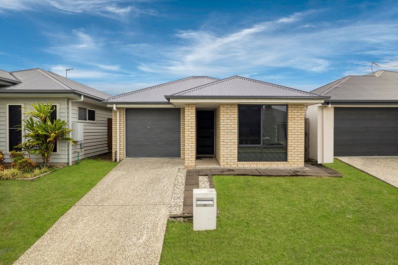 Photo - 29 Derwent Close, Holmview QLD 4207 - Image 2