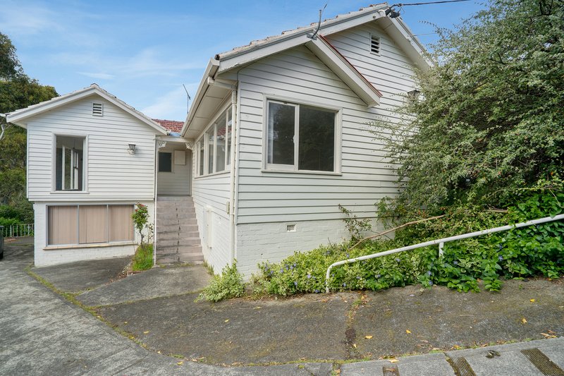 Photo - 2/9 Dewrang Place, Mount Stuart TAS 7000 - Image 1