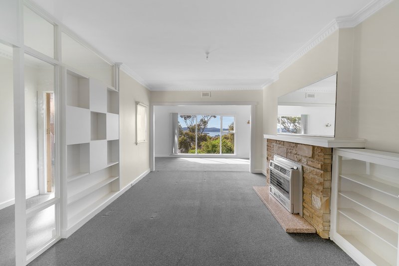 Photo - 2/9 Dewrang Place, Mount Stuart TAS 7000 - Image 5