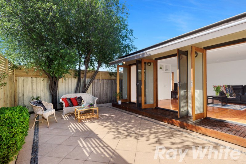 Photo - 2/9 Donald Street, Highett VIC 3190 - Image 3