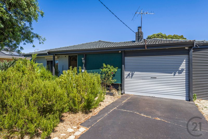 Photo - 29 Doongin Road, Greenfields WA 6210 - Image 2