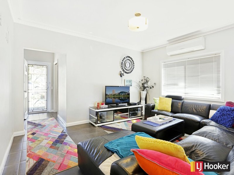 Photo - 29 Dorothy Street, Chester Hill NSW 2162 - Image 2