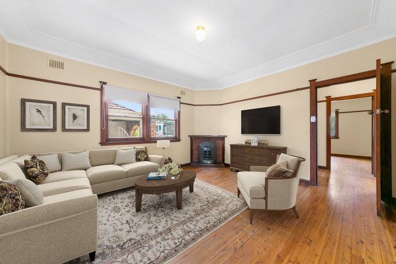 Photo - 29 Douglas Street, Merrylands NSW 2160 - Image 3