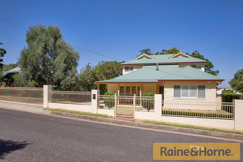 29 Dowell Ave , Tamworth NSW 2340