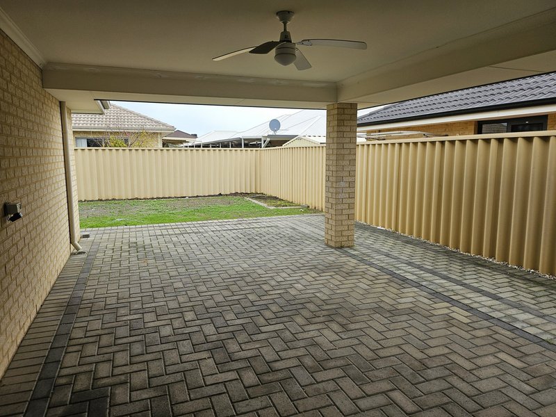 Photo - 29 Duckbill Loop, Southern River WA 6110 - Image 16