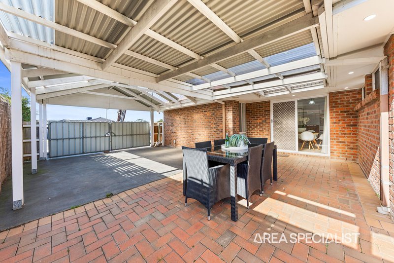 Photo - 29 Dunbarton Drive, Pakenham VIC 3810 - Image 5