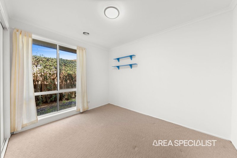 Photo - 29 Dunbarton Drive, Pakenham VIC 3810 - Image 17