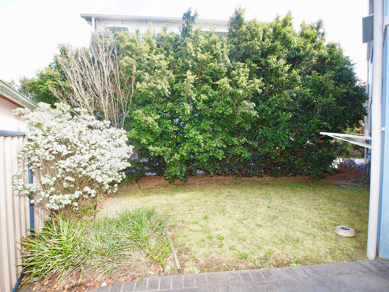 Photo - 2/9 Duncan Street, Huskisson NSW 2540 - Image 11