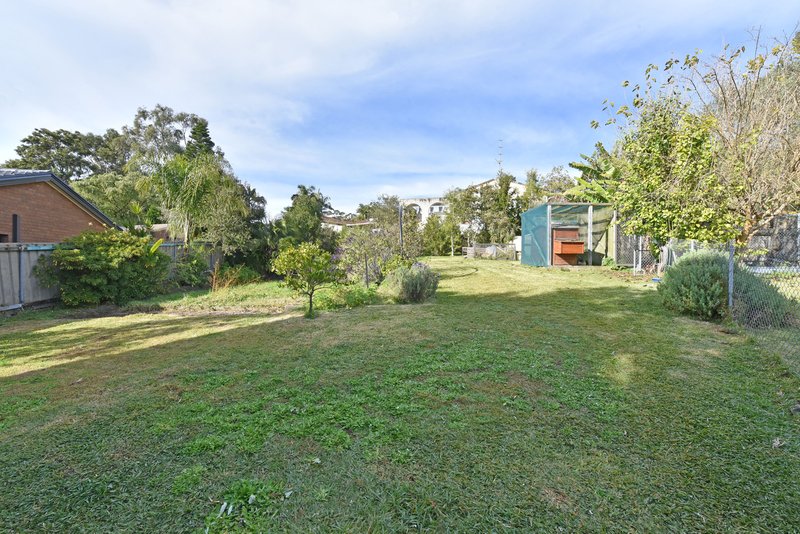 Photo - 29 Earswick Crescent, Buttaba NSW 2283 - Image 15