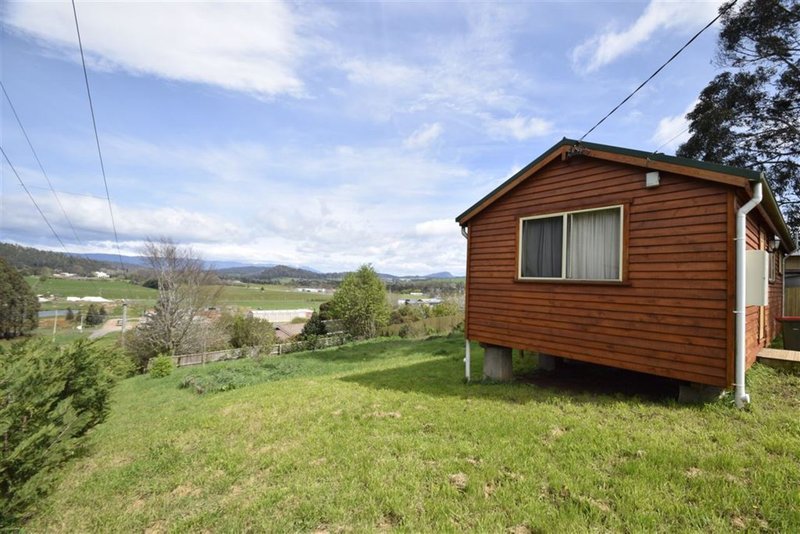 Photo - 29 East Church St , Deloraine TAS 7304 - Image 2