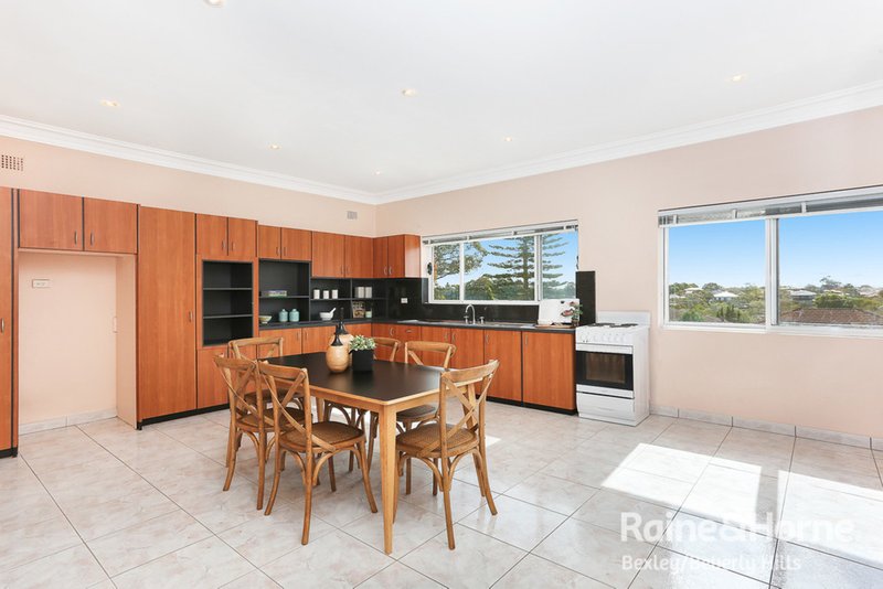 Photo - 29 Eddystone Road, Bexley NSW 2207 - Image 8