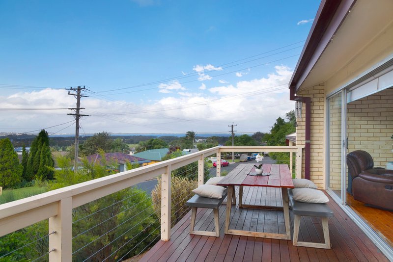 Photo - 29 Edgeworth Avenue, Kanahooka NSW 2530 - Image 7