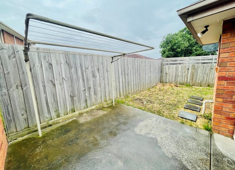Photo - 2/9 Elaine Close, Epping VIC 3076 - Image 7