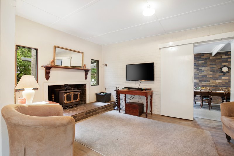 Photo - 29 Elowera Road, Armidale NSW 2350 - Image 3