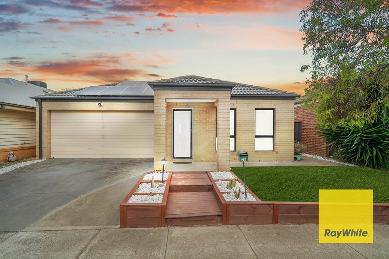 Photo - 29 Elsmore St , Tarneit VIC 3029 - Image 2