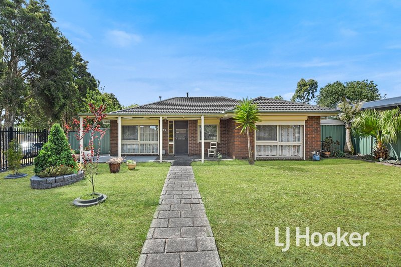 29 Endeavour Drive, Cranbourne North VIC 3977