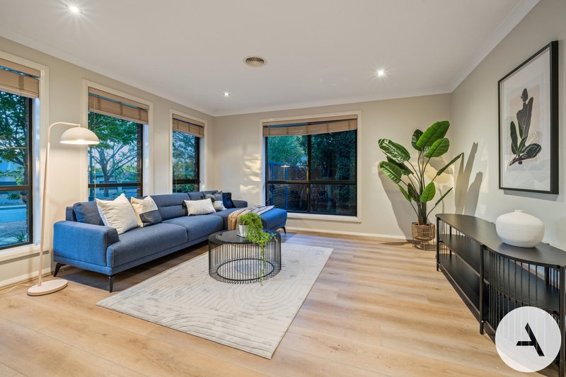 Photo - 29 Eric Mawson Street, Harrison ACT 2914 - Image 2