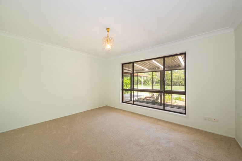 Photo - 29 Esplanade , Godwin Beach QLD 4511 - Image 12