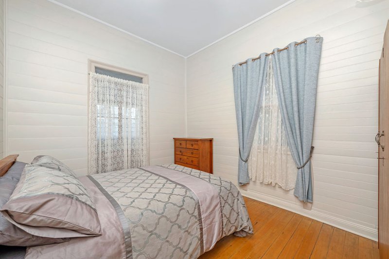 Photo - 29 Estate Street, West End QLD 4810 - Image 10