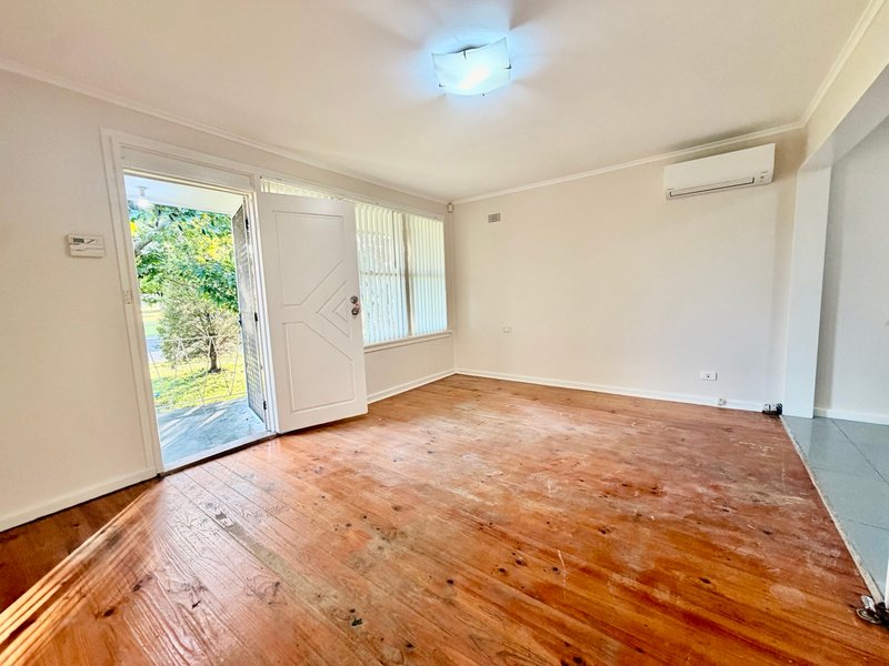 Photo - 29 Eucumbene Crescent, Heckenberg NSW 2168 - Image 4