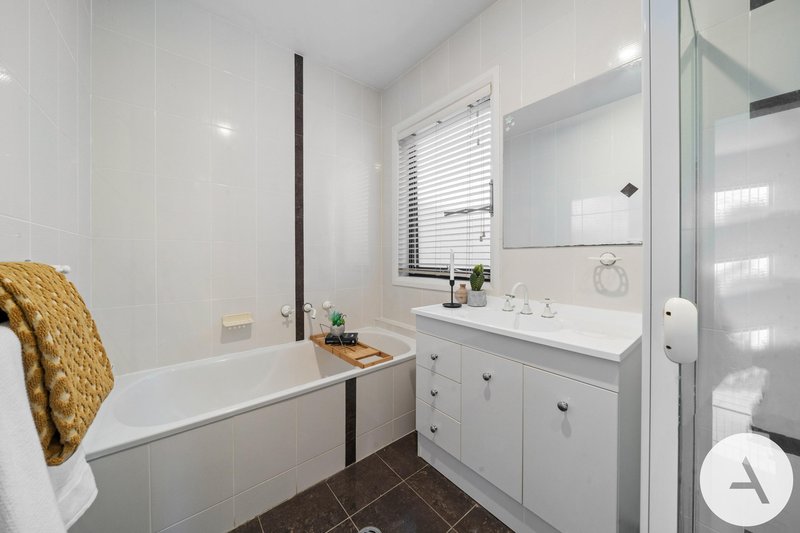 Photo - 29 Eurobin Street, Harrison ACT 2914 - Image 13