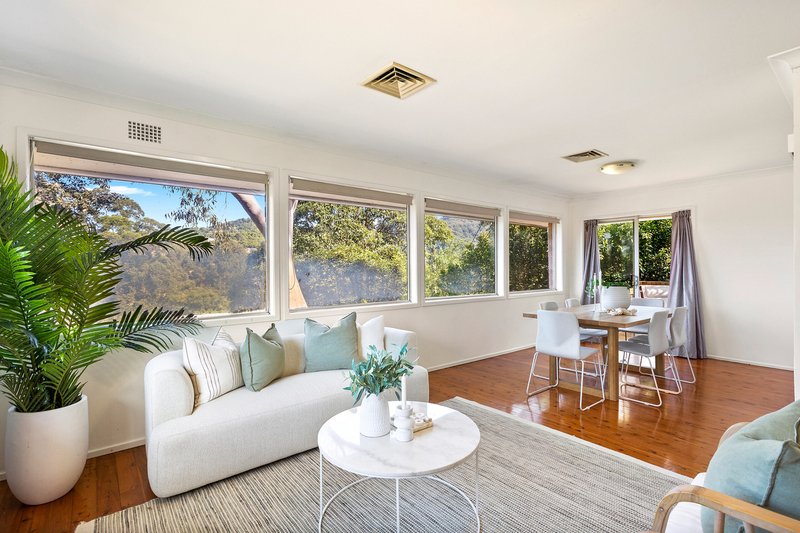 Photo - 29 Euroka Street, West Wollongong NSW 2500 - Image 2