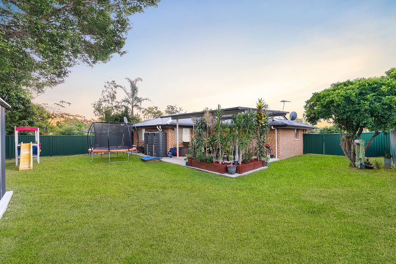 Photo - 29 Fairbairn Street, Marsden QLD 4132 - Image 14