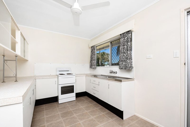 Photo - 29 Farrell Street, Kirwan QLD 4817 - Image 6