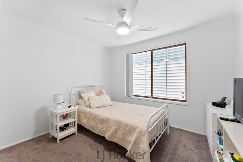 Photo - 29 Fencott Drive, Jewells NSW 2280 - Image 9