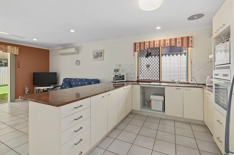 Photo - 29 Ferguson Place, Coopers Plains QLD 4108 - Image 4