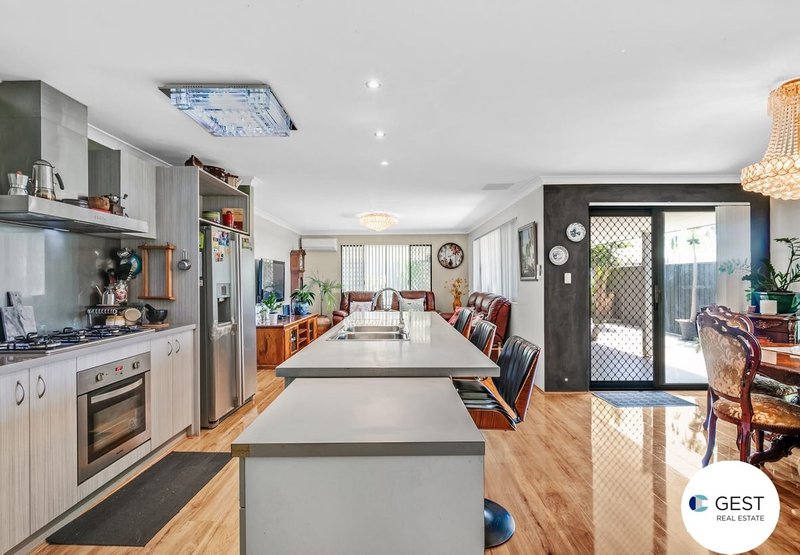 Photo - 29 Flagstaff Road, Landsdale WA 6065 - Image 2