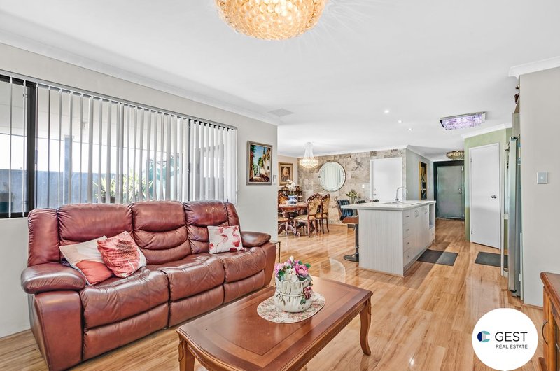 Photo - 29 Flagstaff Road, Landsdale WA 6065 - Image 5