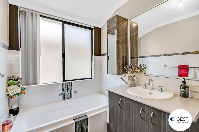 Photo - 29 Flagstaff Road, Landsdale WA 6065 - Image 16